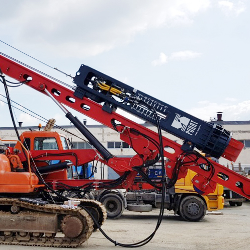 Свайный гидромолот РОПАТ МГ3к на экскаваторе Doosan.